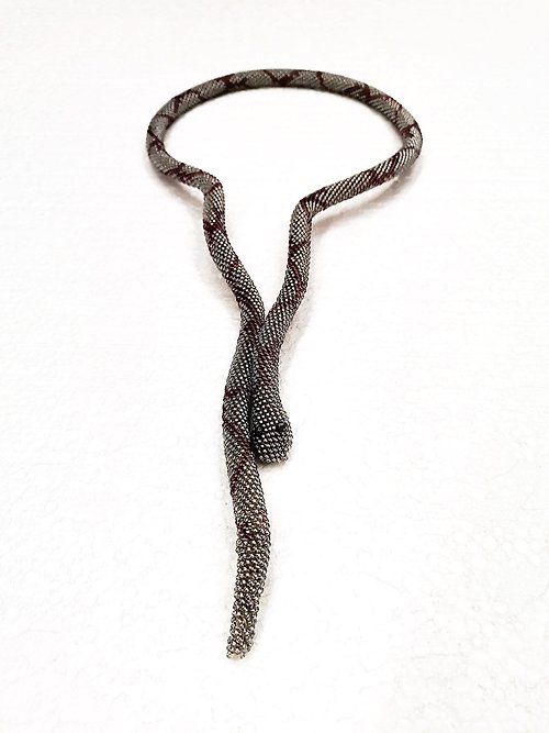 KadabrraBeadsJewelry Gray Snake Necklace Ouroboros Choker Snake Jewelry Beaded Snake Necklace 灰色蛇形项链