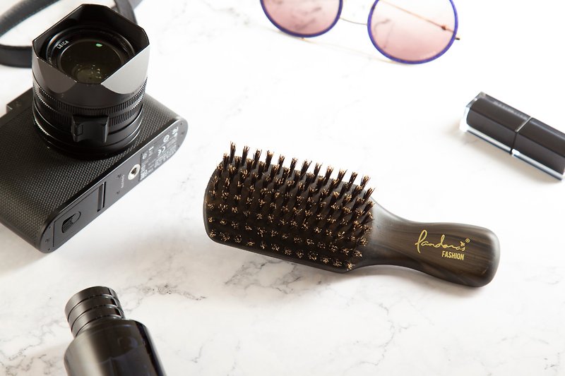 Moisturizing Hair Comb (Large Board) | Pandora’s Beauty Box - Makeup Brushes - Plastic Brown
