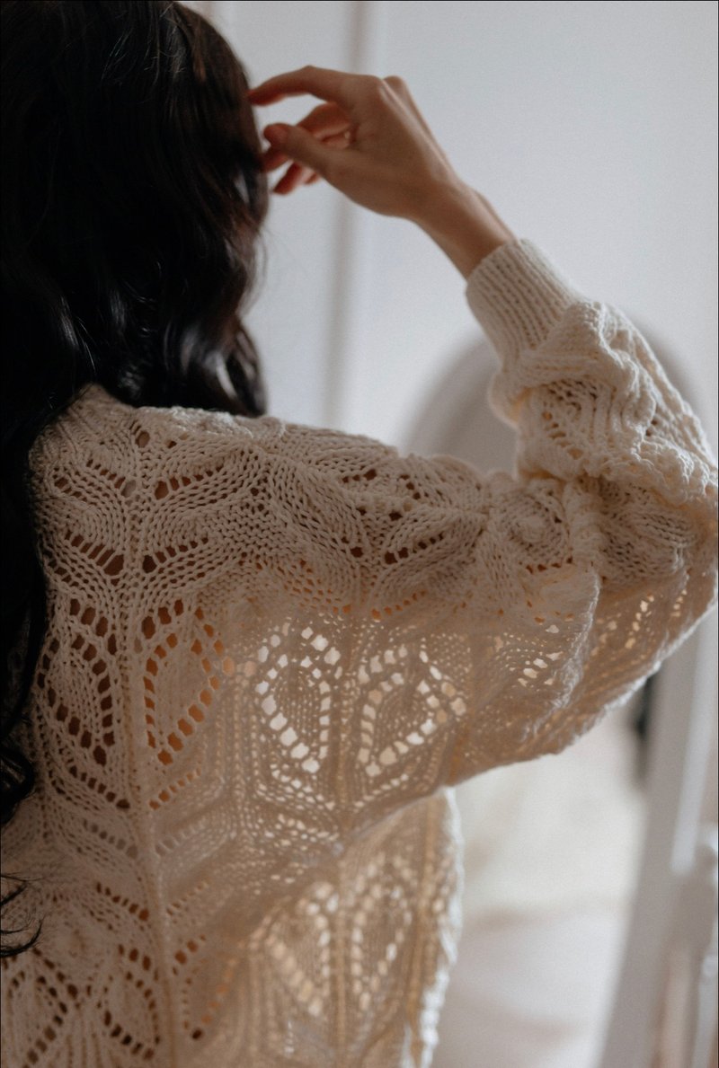 Handmade lace knit sweater for women Cotton summer sweater in milky white M - 女毛衣/針織衫 - 棉．麻 