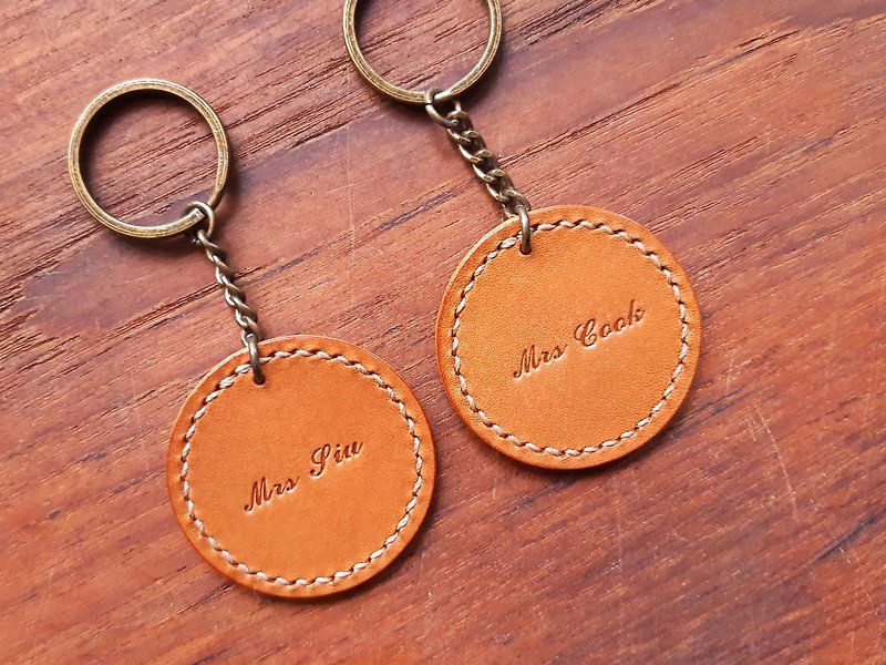 Classic Round Keychain Leather Material Wrap Well Sewn Keychain Italian Leather Vegetable Tanned Leather DIY - Leather Goods - Genuine Leather Orange