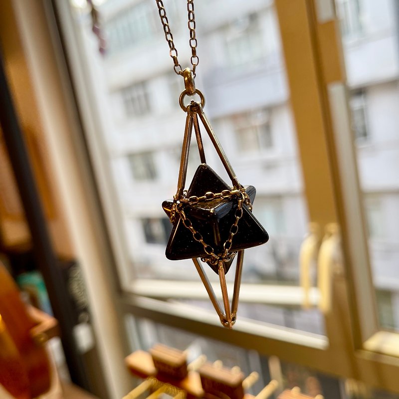 【Merkaba】Necklace / Handmade Pendulum Silver/ Leather Necklace - Necklaces - Crystal White