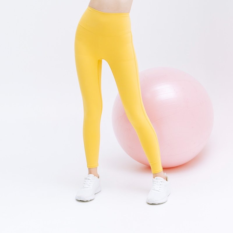 Momo leggings - Sport leggings - 運動衫/上衣 - 聚酯纖維 多色