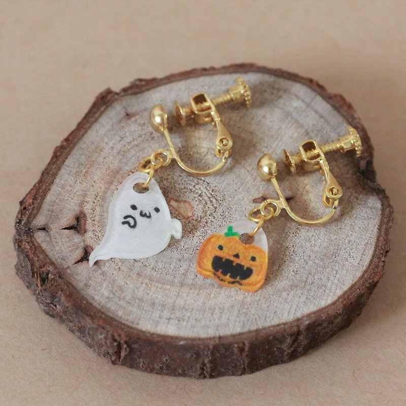 Sheets ghost and pumpkin lamp - pin clip earrings - ต่างหู - พลาสติก สีส้ม