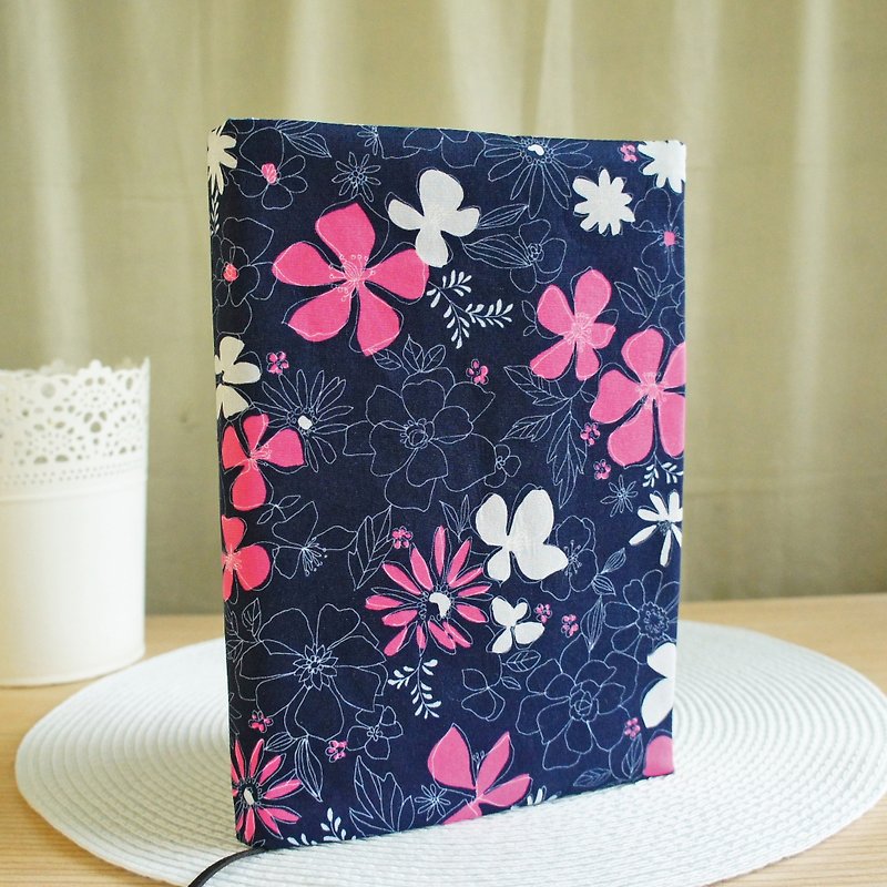 Lovely Japanese cloth [outlining flowers double-sided cloth book jacket, dark blue] 25K log, A5 hand account - Book Covers - Cotton & Hemp Blue
