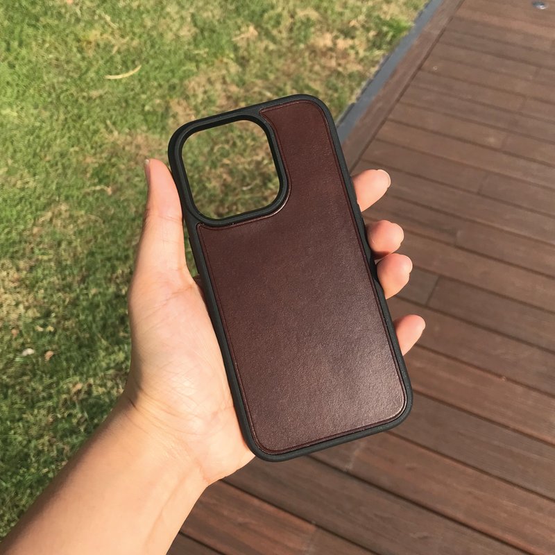 【iPhone Case】Dark Brown Buttero | Shockproof | Handmade Leather in Hong Kong - เคส/ซองมือถือ - หนังแท้ สีนำ้ตาล