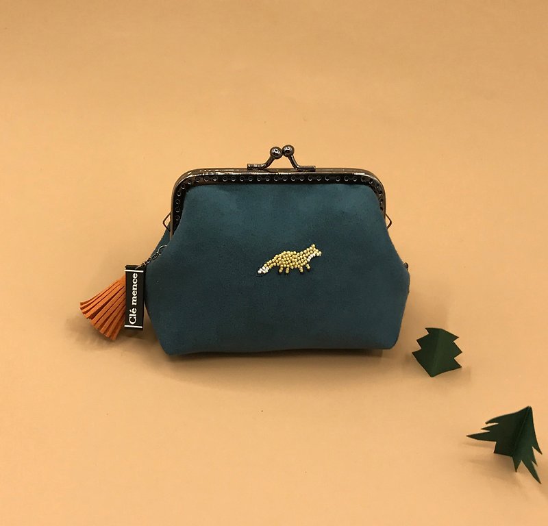 Little fox mouth gold bag coin purse sewing bead coin purse - กระเป๋าใส่เหรียญ - เส้นใยสังเคราะห์ สีเขียว