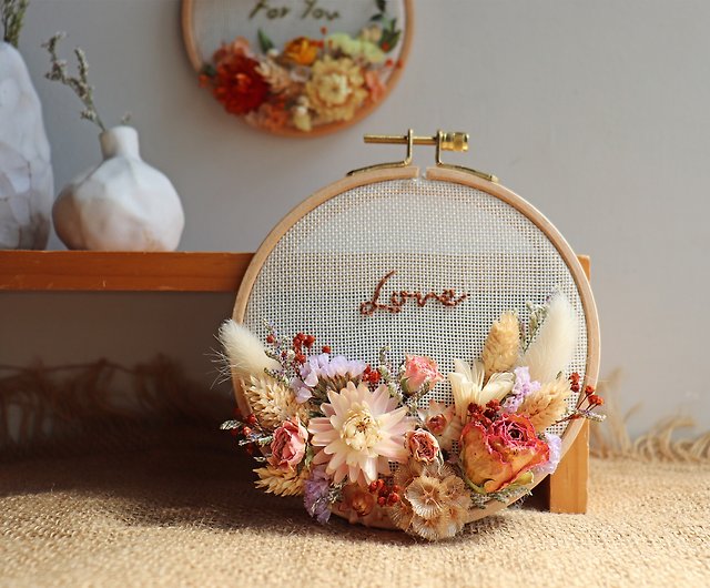 HOOP DIY KITS — Dried Flowers on Tulle Embroidery