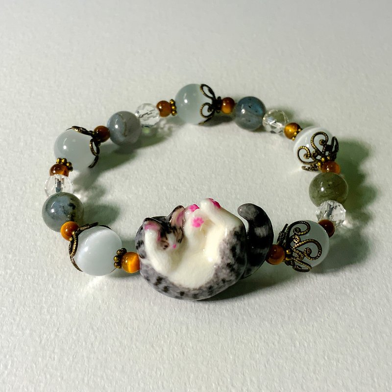 Made to order long-haired cat Mugimoff II cat bracelet - Bracelets - Plastic Multicolor