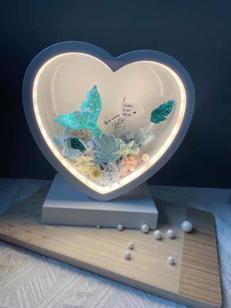 Everlasting Flower Touch Night Light-Mermaid Style - ของวางตกแต่ง - พลาสติก ขาว