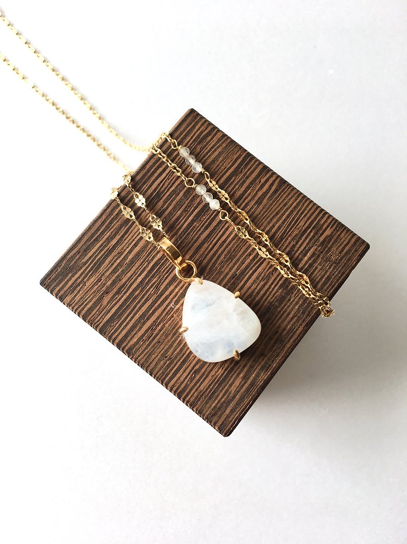 Moonstone  long necklace brass - 長頸鍊 - 石頭 白色