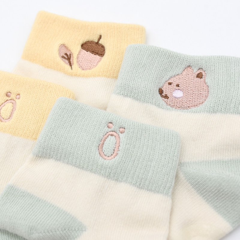 刺繡寬口短襪(2雙組-松鼠+松果) - 襪子 - 棉．麻 多色
