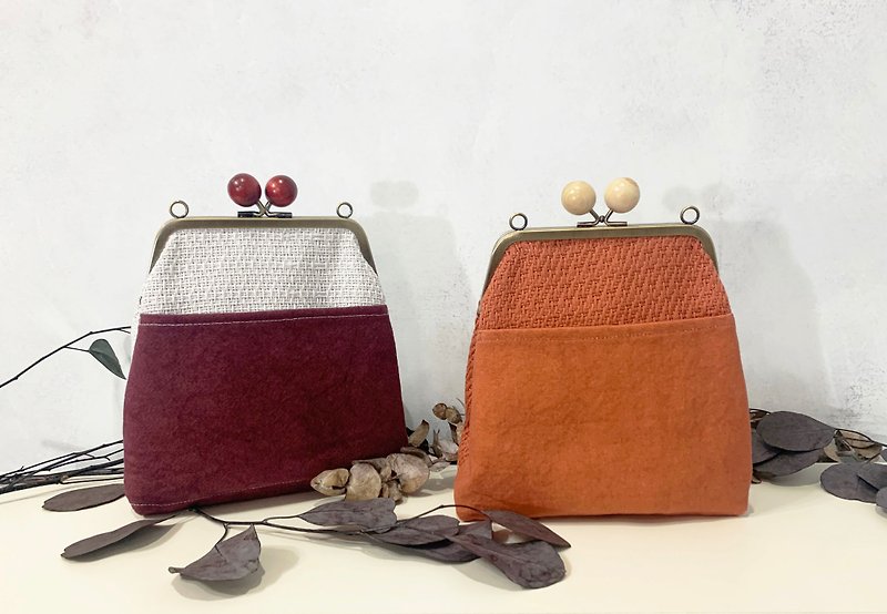 Red clasp frame bag/with chain/ cosmetic bag - Clutch Bags - Cotton & Hemp Red