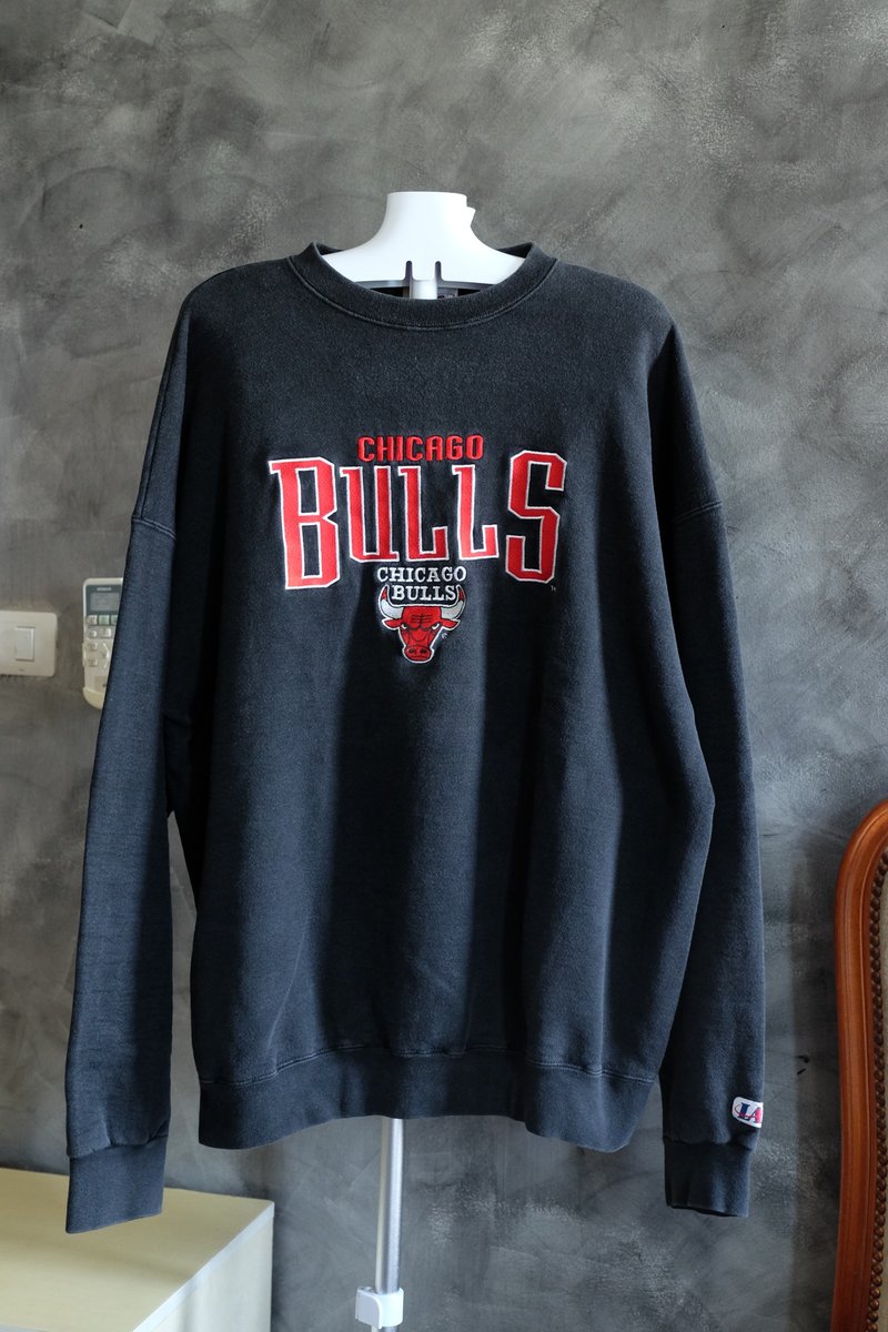 Rare Vintage 90s Chicago Bulls Pullover Sweatshirt - 男毛衣/針織衫 - 棉．麻 