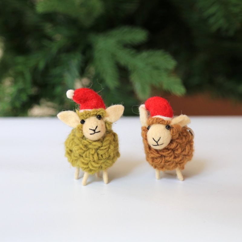 Wool felt keychain - colorful rolled sheep wearing Christmas hat/coffee - พวงกุญแจ - ขนแกะ หลากหลายสี