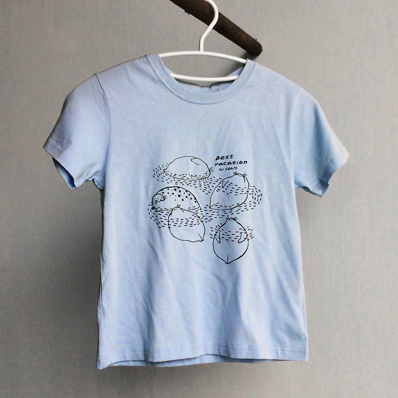 Organic Cotton T-Shirt - Kids - Blue Seal Holiday - อื่นๆ - ผ้าฝ้าย/ผ้าลินิน สีน้ำเงิน