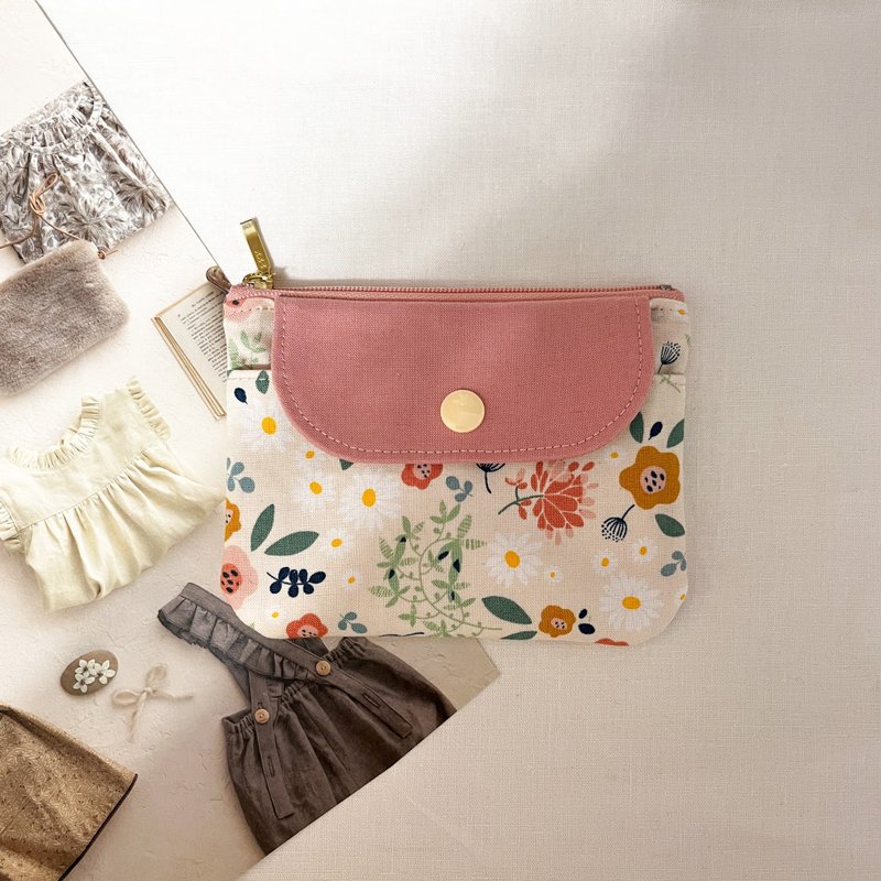 Elegant Garden | Rounded Corner Coin Purse/Flip Coin Purse/Universal Bag/Zipper Bag - กระเป๋าเครื่องสำอาง - ผ้าฝ้าย/ผ้าลินิน หลากหลายสี