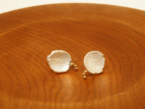 YUNSHAO Jewelry 【客製化禮物】Coal 系列 #a7 金+銀耳環