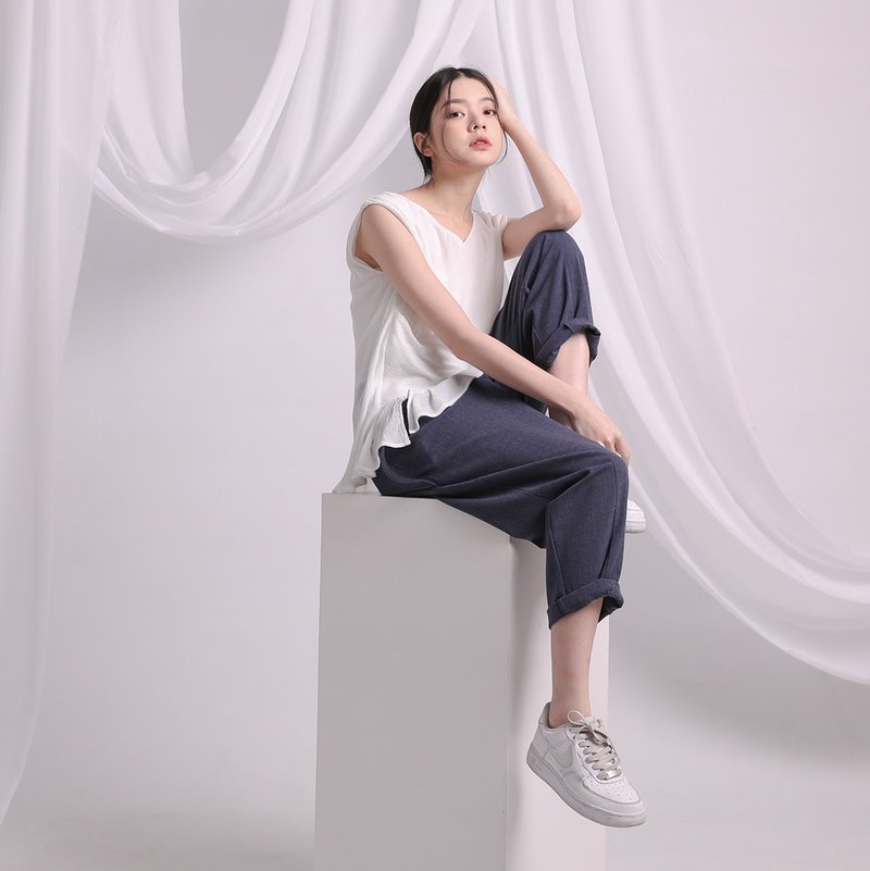 Soaring_飛翔寬版氣球褲_21SF201_沈思藍 - 女長褲 - 聚酯纖維 藍色