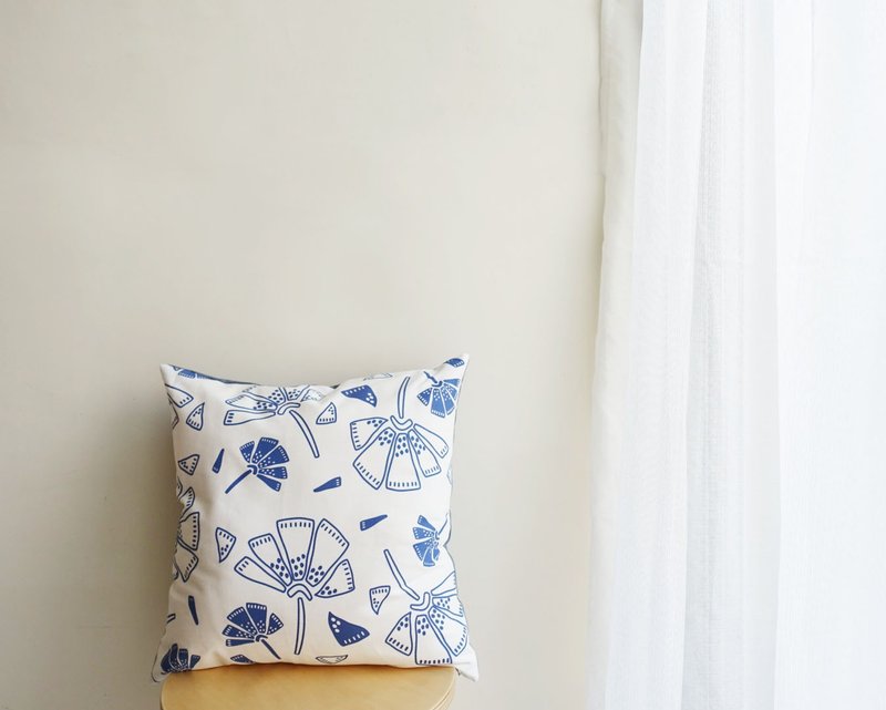 Handmade silk-printed pillowcase purple blue jacaranda - Pillows & Cushions - Cotton & Hemp Blue