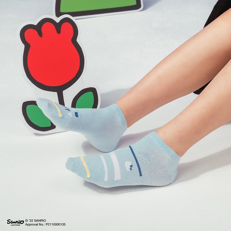 Hello Kitty 條紋不對稱踝襪/淺藍(M)-限定聯名 MIT設計踝襪 - 襪子 - 棉．麻 藍色