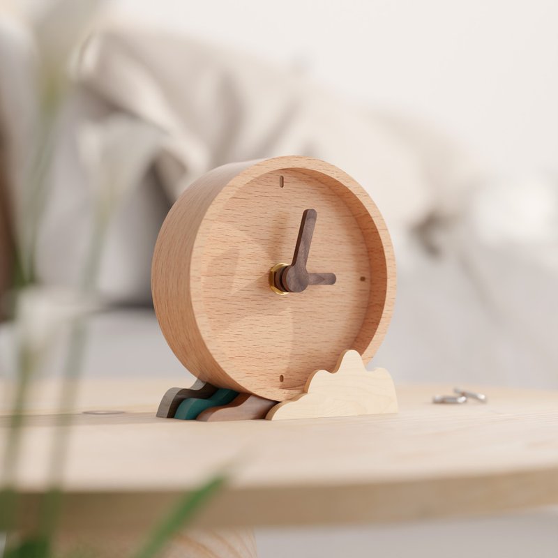 At Sunrise - Silent Desk Clock Inspired by Alishan Sunrise, Solid Wood - นาฬิกา - ไม้ หลากหลายสี