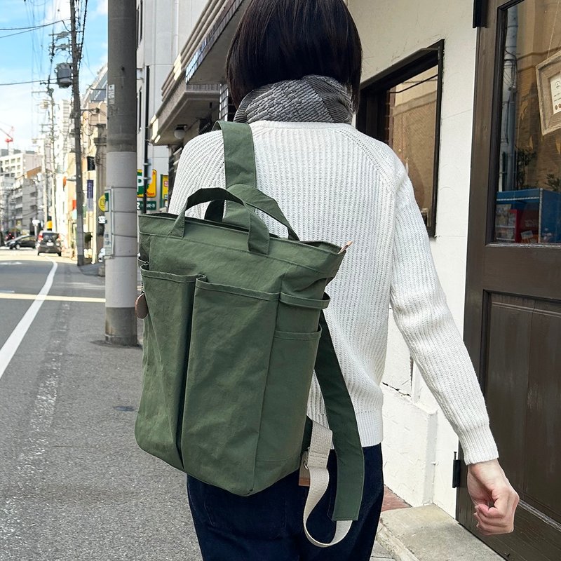 hike 　オリーブ　KONBU　撥水加工ナイロン素材リュック　受注製作 - 後背包/背包/書包 - 尼龍 綠色