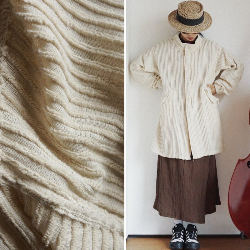 Ecru Woven 3D Stripe Retro Beige Terry Fabric M65 Parka Unisex Windbreaker - เสื้อแจ็คเก็ต - ผ้าฝ้าย/ผ้าลินิน ขาว