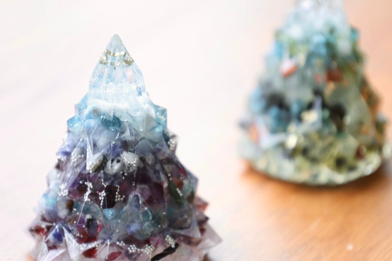 【Christmas Gift】2025 Limited Edition / Amethyst & Rose Quartz Snow Christmas Tree - Orgonite Energy Tree / Gemstone Tree - Items for Display - Jade Purple