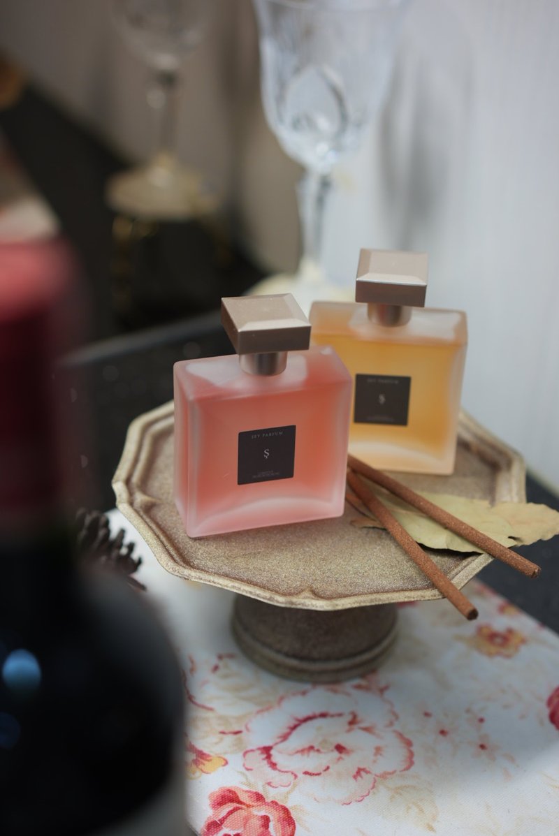 MISTLETOE & MULBERRY 瓊漿系列 50ml 對香噴霧 - 香氛/精油/擴香 - 其他材質 