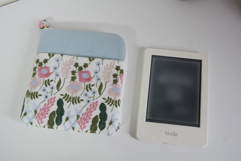 優雅刺繡花草設計 布收納袋 輕巧防水防摔kobo電子書保護套 客制 - 平板/電腦保護殼/保護貼 - 棉．麻 粉紅色