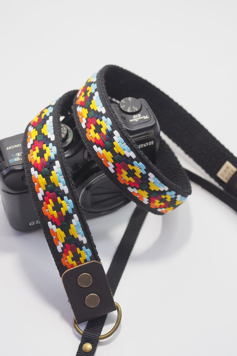 The camera strap features both a native style pattern and a Bohemian touch - Cameras - Cotton & Hemp 