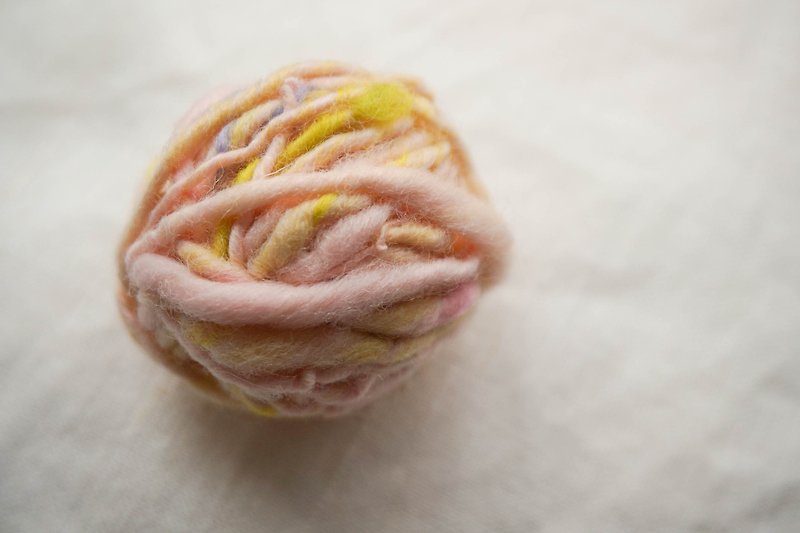 DIY手捻線球包 | 手紡線 - 編織/羊毛氈/布藝 - 羊毛 粉紅色