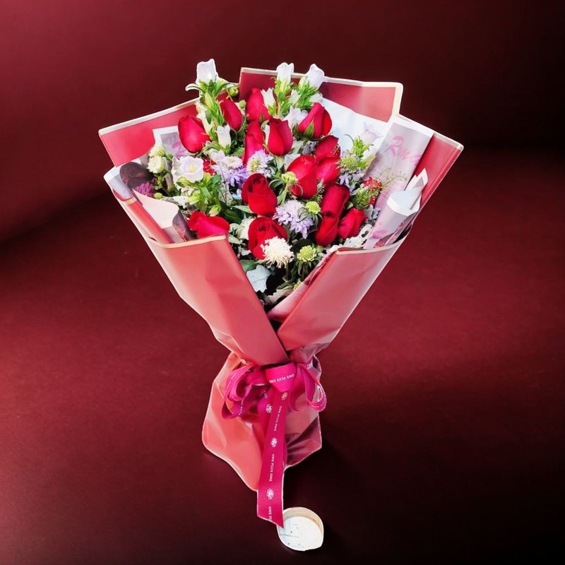 Flower Bouquet (20 Red Roses, Wind Chimes, Cordyceps & Others) GF00244 - ตกแต่งต้นไม้ - พืช/ดอกไม้ 