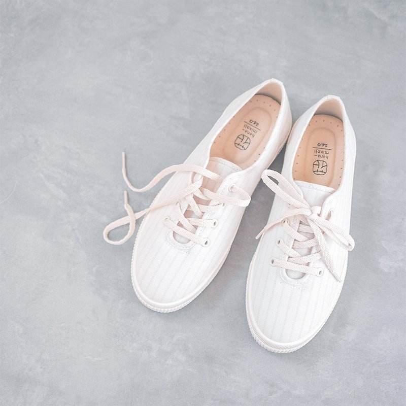 Lace-up casual shoes Flat Sneakers with Japanese fabrics Leather insole - Women's Casual Shoes - Cotton & Hemp White