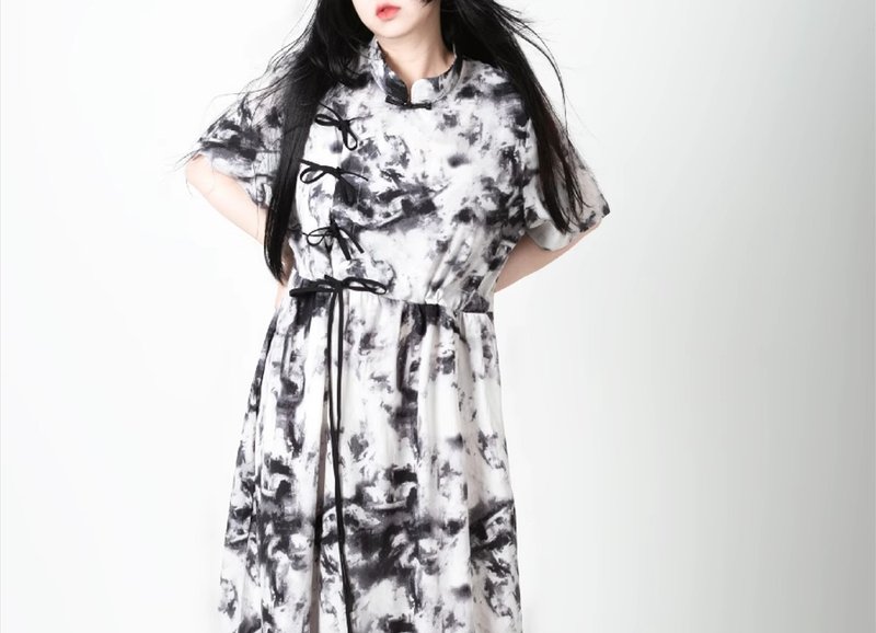 New Chinese retro waist slimming ink black dress - ชุดเดรส - วัสดุอื่นๆ สีดำ