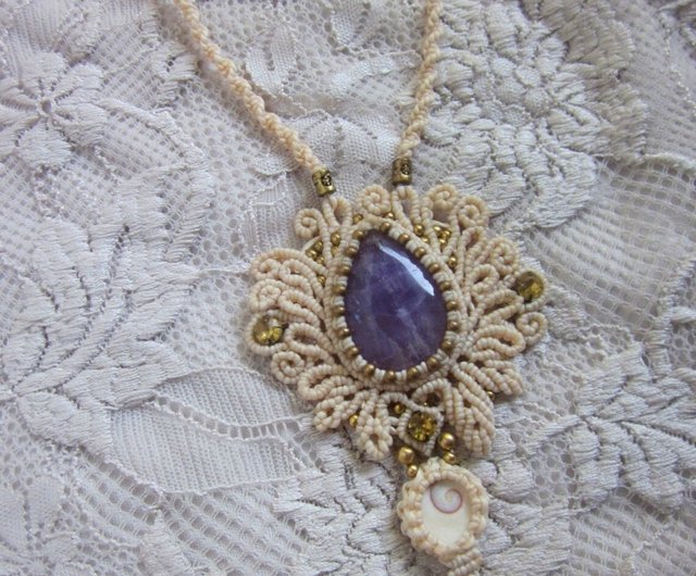 ベージュアメジストネックレス、マクラメボヘミアンネックレス