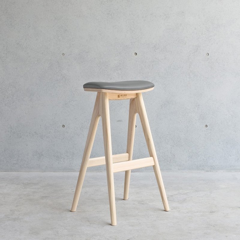 Pony High Stool | Table Chair | Ash | 2020 Golden Pin Design Award - Chairs & Sofas - Wood Multicolor