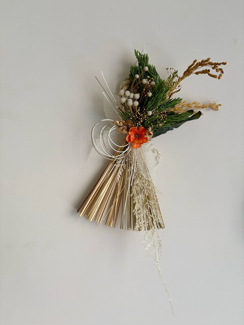 The Shimenawa with golden banksia - ของวางตกแต่ง - พืช/ดอกไม้ สีทอง
