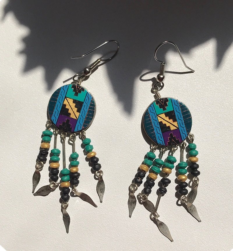 Early Needle Earrings / Totem Ethnic - Earrings & Clip-ons - Other Materials Multicolor