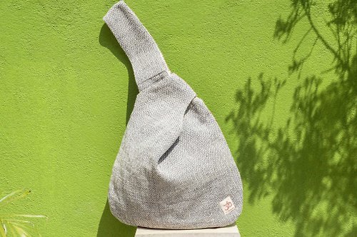 omhandmade 手工棉麻拼接設計散步包/色塊包/拼布包/棉麻包/手機袋-藍莓草莓
