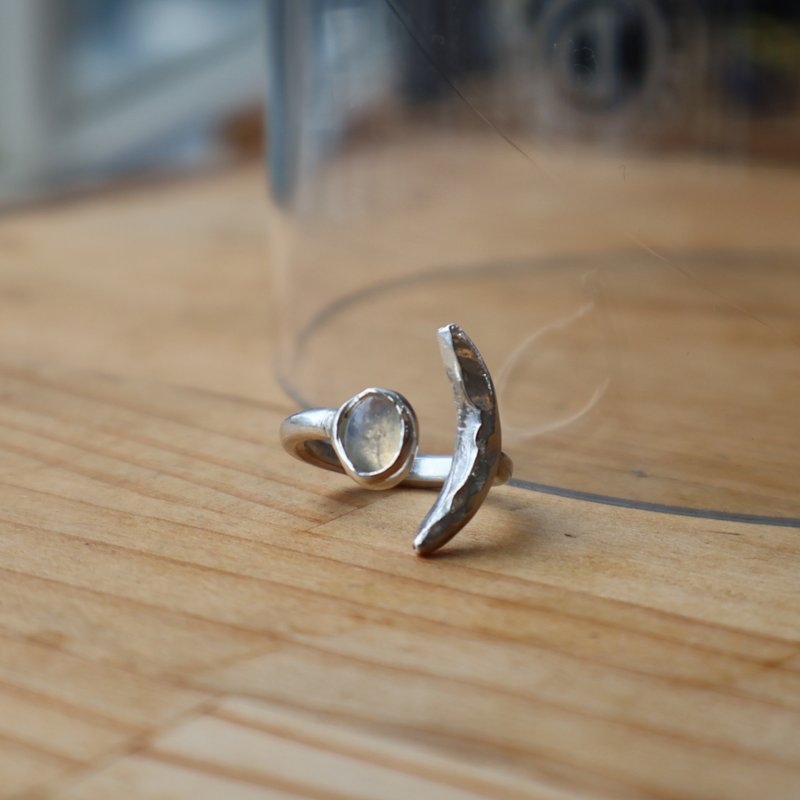 山與海之間的金工時光・花蓮手作銀飾體驗・包鑲銀戒體驗課 - 金工/飾品 - 銀 