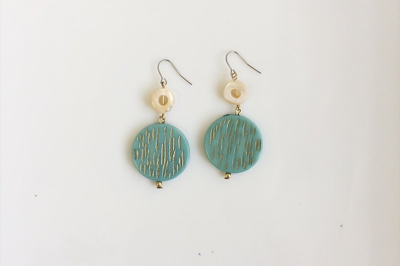 Drizzle travel antique resin natural stone earrings (only one) - Earrings & Clip-ons - Gemstone Blue