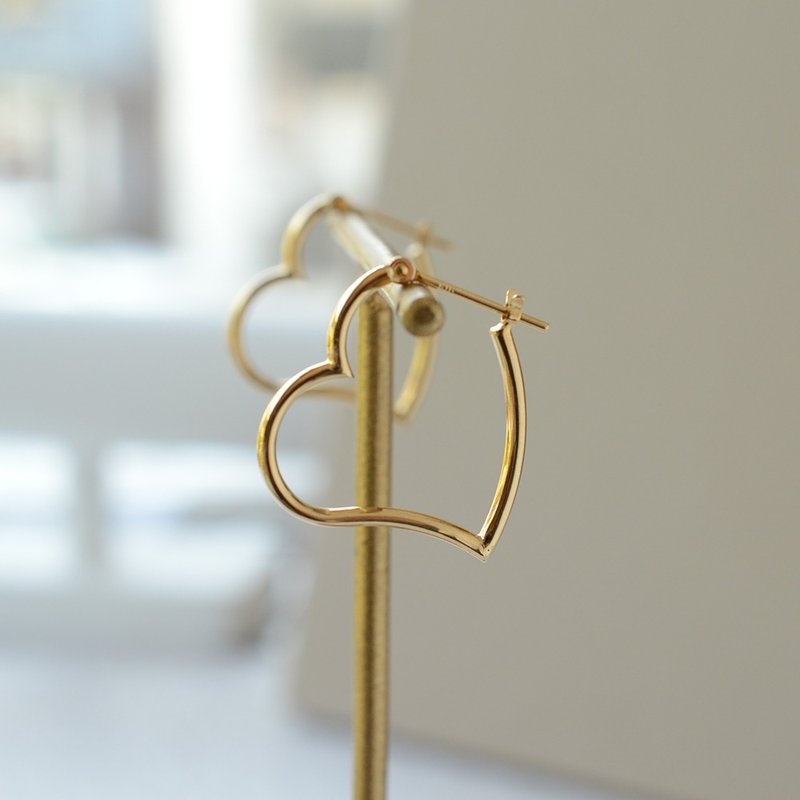 K18 Yellow Gold Heart Earrings - ต่างหู - เครื่องประดับ 