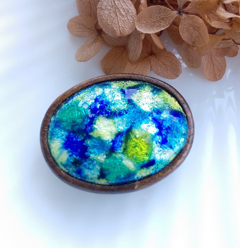 Vintage Jewelry 西洋古董飾品 日本製 橢圓 工藝藝術  別針 - 徽章/別針 - 其他金屬 金色
