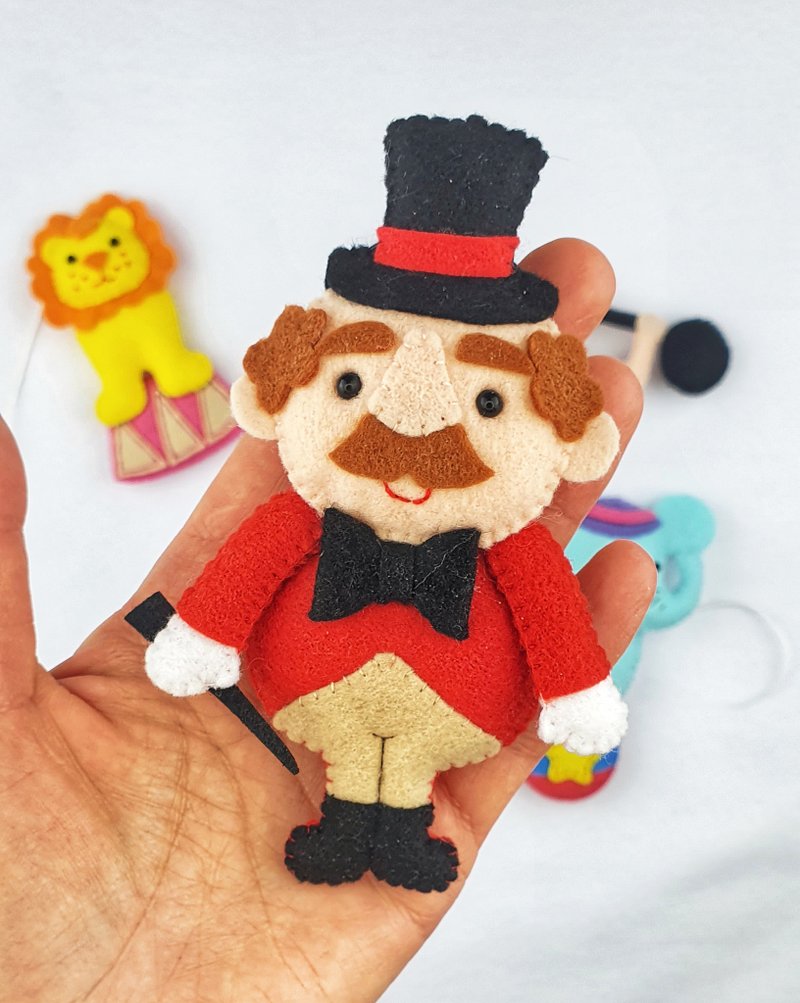 Lion's tamer Kawaii ornament  circus character mini figurine - Stuffed Dolls & Figurines - Polyester Red