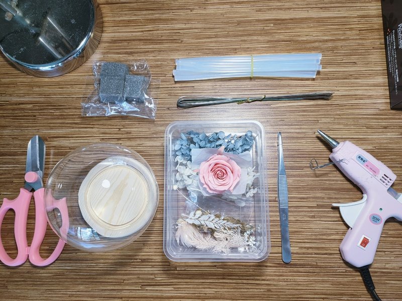(現貨)Sheer Whisper絮語藏花 DIY材料包_永生花12cm玻璃球氣氛燈 - 花藝/盆栽/植栽 - 植物．花 粉紅色