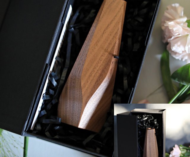 波状の木製の花瓶、ミニマリストの花差し - ショップ Woodstorming