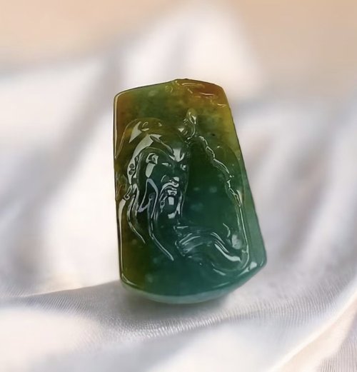 瓔珞翡翠 冰藍水飄黃翡翠關聖帝君項鍊 | 天然翡翠A貨 | 送禮