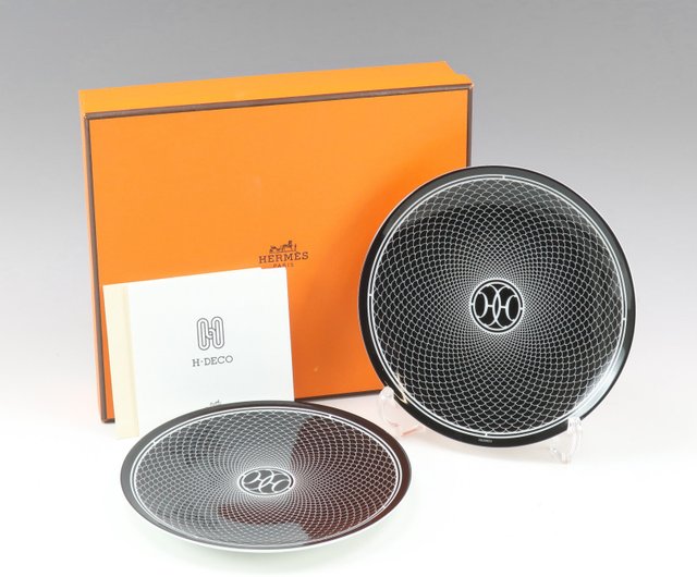 HERMES Hデコ　ディナープレート　約27cm アッシュ　エルメス ディナープレート 〈Hデコ〉 | Hermès - エルメス-公式サイト