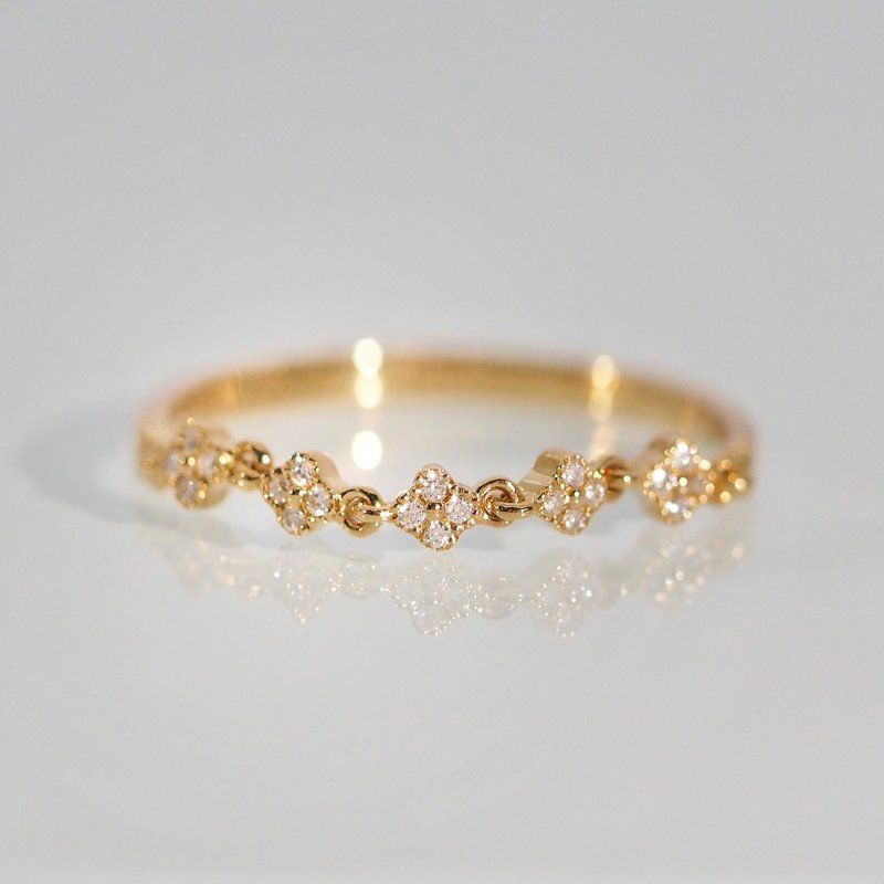 18K金軟心三葉草鑽石戒指 Soft Clover Diamond Ring - 戒指 - 貴金屬 